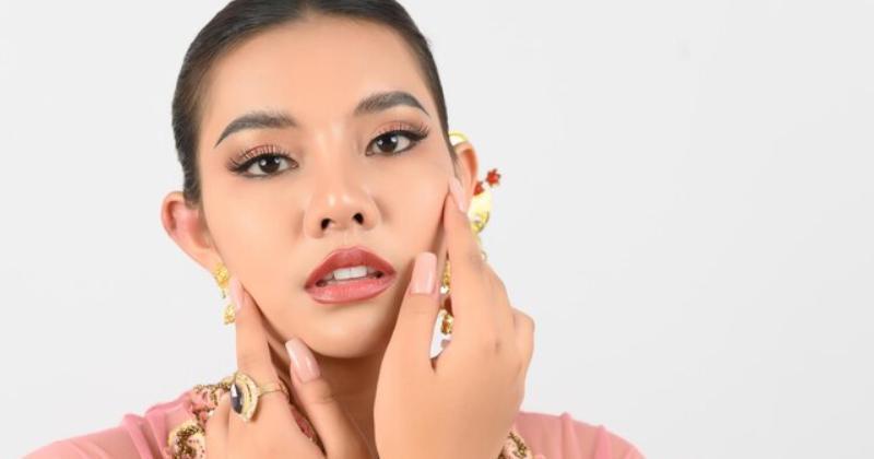 7 Inspirasi Make Up untuk Hari Kartini, Mudah Diikuti!